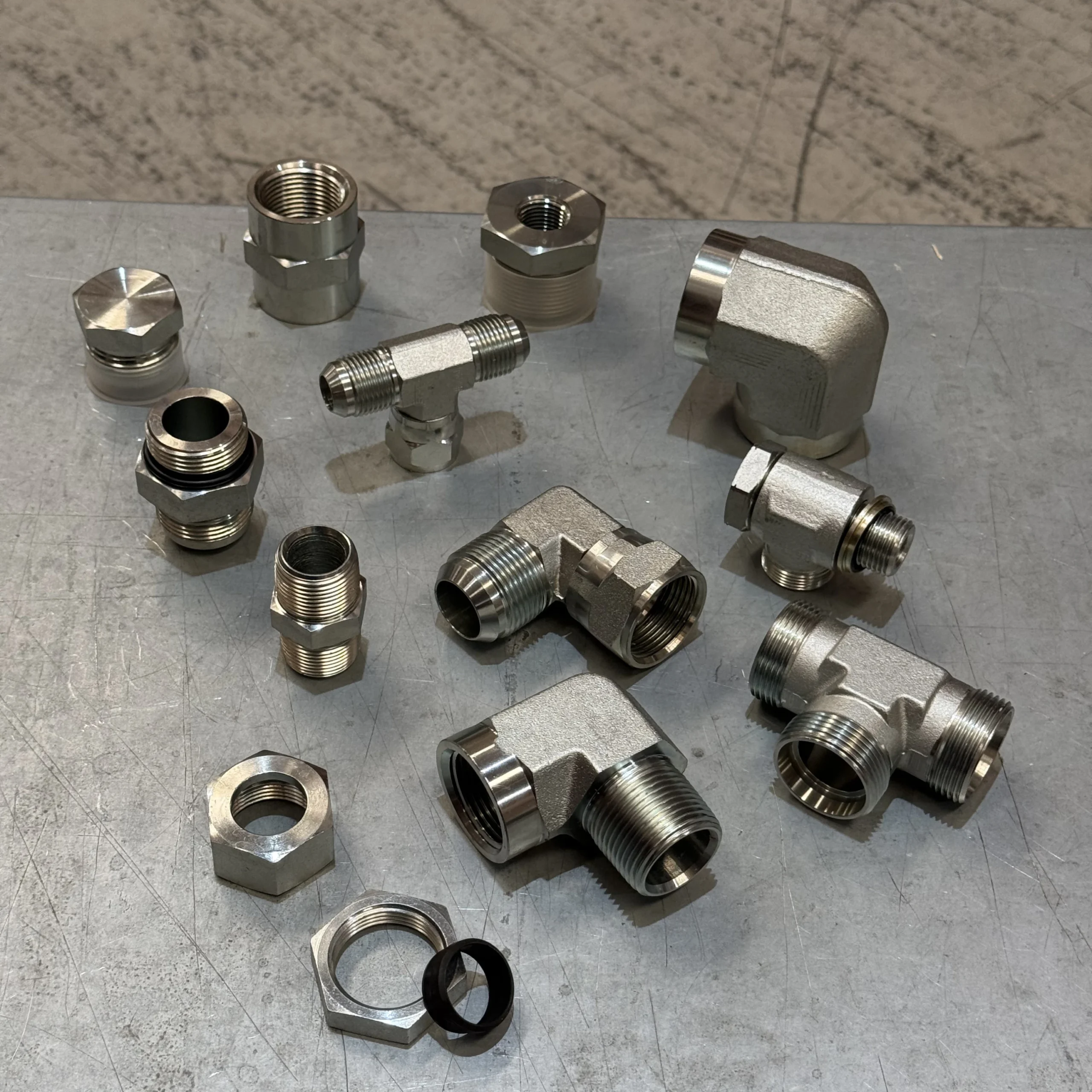 Imagem linha hidraulica carbono 11